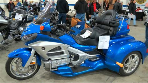 Honda Goldwing 3 Wheel Motorcycle - reviews, prices, ratings with various photos