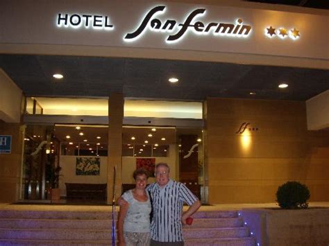 ENTRANCE TO HOTEL - Picture of Hotel San Fermin, Benalmadena - TripAdvisor