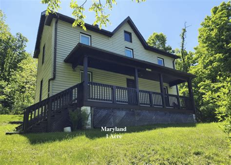 Under $150K Sunday - Circa 1925 Maryland Farmhouse For Sale on 1 Acre Under $150K - Old Houses ...