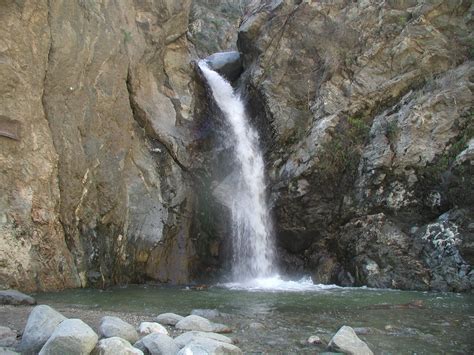 tarantula corner: Henninger Flats Lower Eaton Canyon