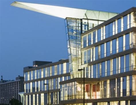 Green-Roofed Minneapolis Central Library is a Civic Lesson on Eco Design