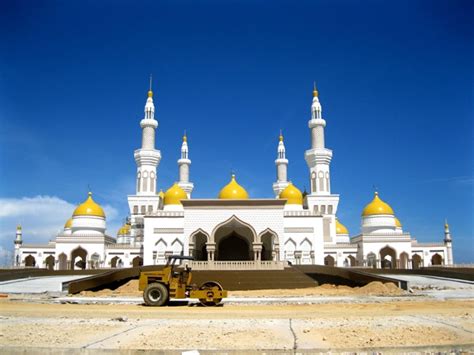 Brunei-funded grand mosque in Mindanao to open soon