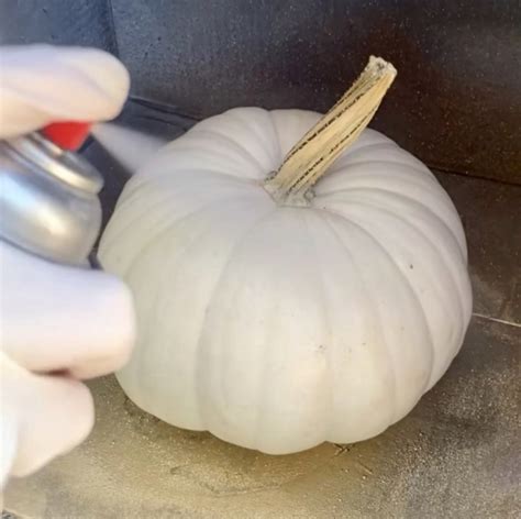 An Easy Hack for Gorgeous Fall Porch Pumpkins - Lorafied