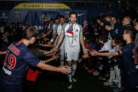 Official: PSG confirm Buffon departure : soccer