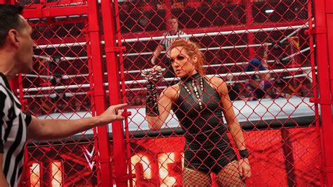 Becky Lynch vs. Sasha Banks -- Raw Women's Championship Hell in a Cell Match: photos | WWE