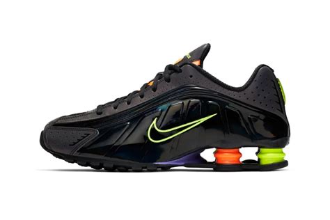 Nike Shox R4 | Hypebeast