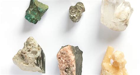 Aquarius Crystals: The 10 Best Zodiac Stones for Aquarius Sun Sign - Zodiac Signs