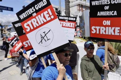 Hollywood writers strike over pay and AI - Dailynewsegypt