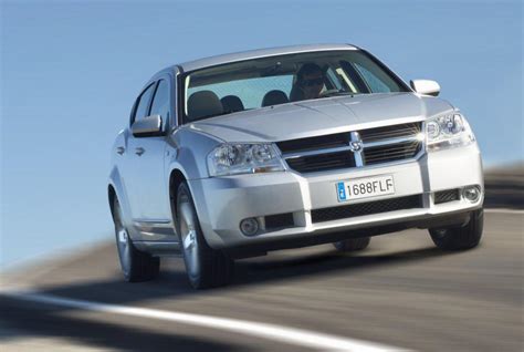 Dodge Avenger Photos and Specs. Photo: Dodge Avenger models and 24 perfect photos of Dodge Avenger