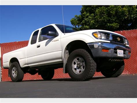 Toyota Tacoma 1995 - reviews, prices, ratings with various photos