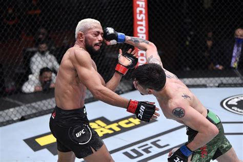 Highlights of the victory of Brandon Moreno vs Figueiredo in UFC 263 ...