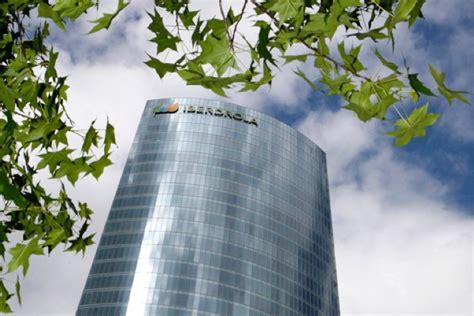 Iberdrola returns to green bond market with €1 billion issue | Clean ...