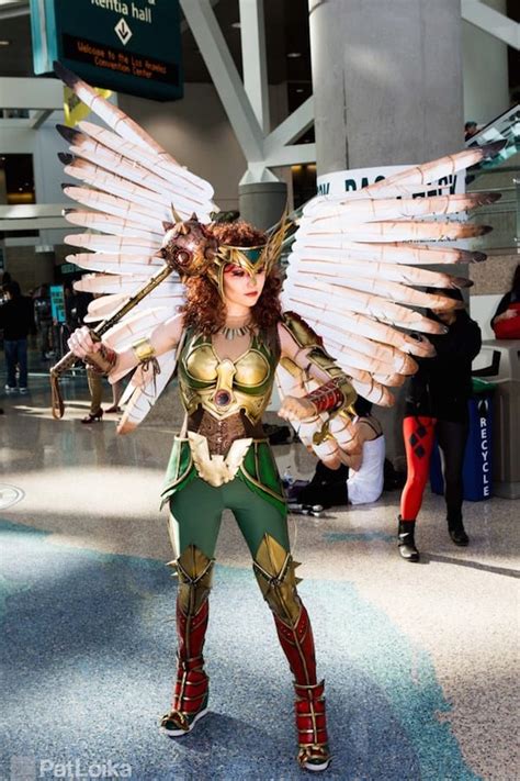 Stunning Hawkgirl cosplay