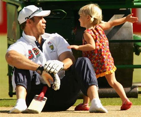 Matthew Hayden playing around with his daughter Grace | ESPNcricinfo.com