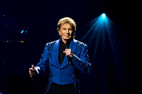 Pictures: Barry Manilow performs at Amway Center in Orlando – Orlando ...