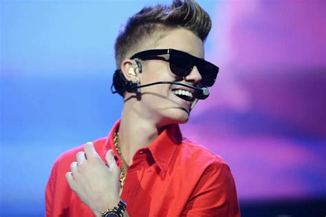 smile - Justin Bieber Photo (34303440) - Fanpop