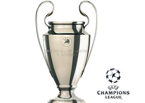 Le Trophée de l'UEFA Champions league à Paris ! - Sortiraparis.com