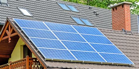 Do Solar Panels Cause Roof Leaks? | Greentumble