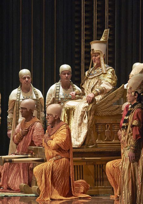 Aida-Monarcha.- OPERA DE VIENA | Classical opera, Aida musical, Ancient egyptian clothing