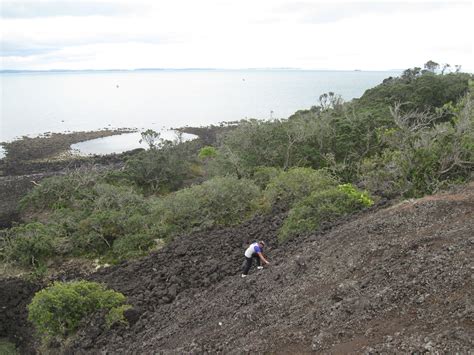 New Zealand Volcanoes - Extreme Pursuit