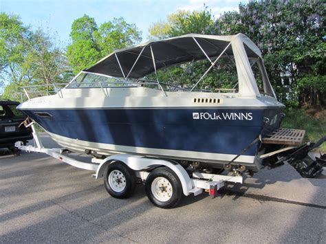 Four Winns 1985 for sale for $750 - Boats-from-USA.com