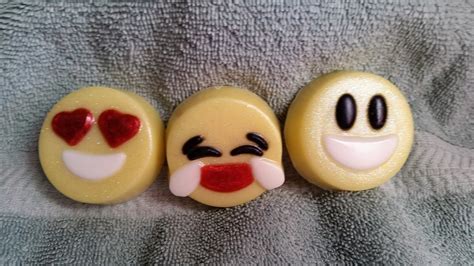 Emoji Soap Set Emoji Emojisparty Favortween Gift Pick Me - Etsy