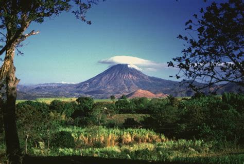 Global Volcanism Program | Chingo