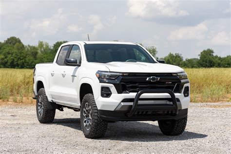 2 Inch Lift Kit | Chevy Colorado 4WD (2023) | Rough Country