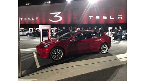 Tesla Federal Credit Expiry And Model 3 Cost Estimator By Teslanomics | InsideEVs Photos