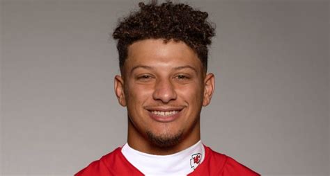 Patrick Mahomes Wig: Truth Behind His Signature Hairstyle 2023 ...