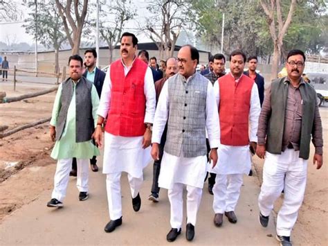 UP Ministers inspected venue in Prayagraj ahead of PM's visit