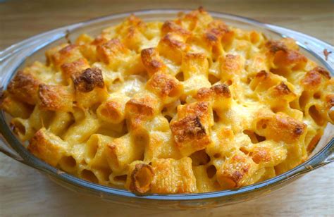 baked-macaroni-and-cheese | Caribbean Green Living