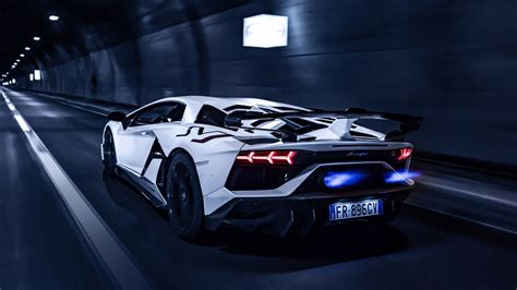 White Lamborghini Wallpaper