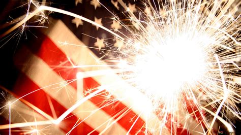 American Flag & Fireworks 4K wallpaper download