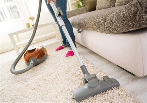 Benefits of Hiring Professional Carpet Cleaning Services - Shiny Carpet ...