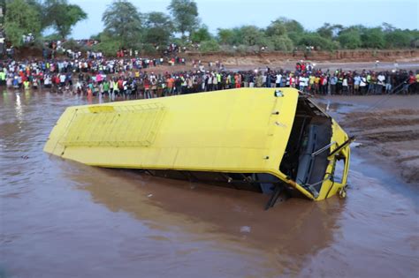 Kenya – Tragedy After Bus Swept Away by Floods in Kitui County – FloodList