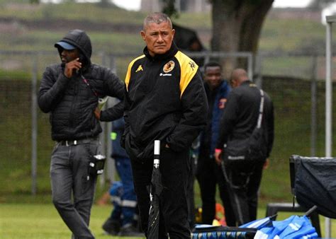 Kaizer Chiefs coach makes bold promise to fans