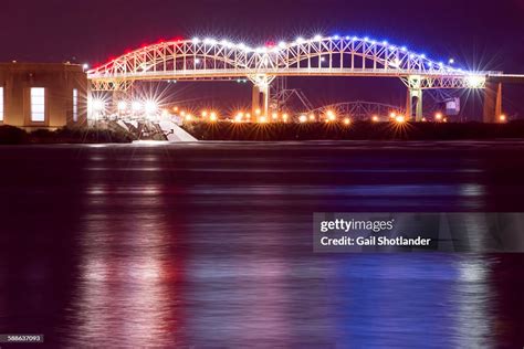 Sault Ste Marie International Bridge High-Res Stock Photo - Getty Images