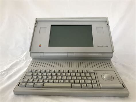 Macintosh Portable by Apple 1989 in original box - Catawiki