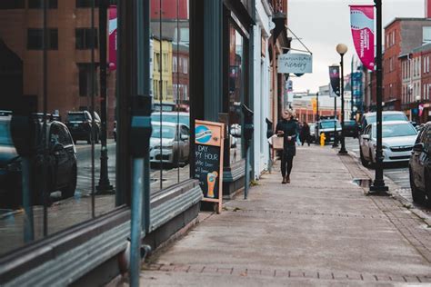 Empty Lighted City Street at Night · Free Stock Photo