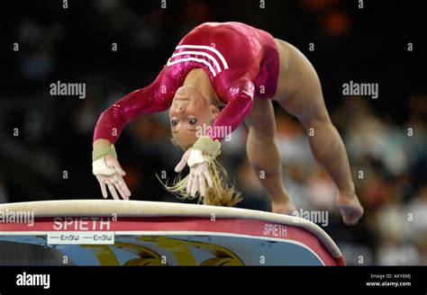 Artistic Gymnastics vault Samantha PESZEK USA Artistic Gymnastics World Championships 2007 ...