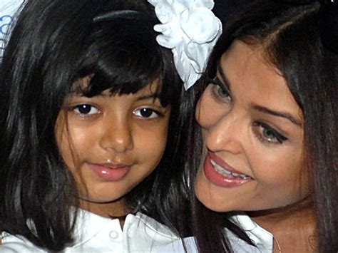 Top 999+ aaradhya bachchan images – Amazing Collection aaradhya ...