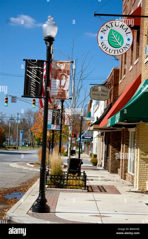 Shops on Market Street in downtown Nappanee in the heart of Amishland in northern Indiana Stock ...