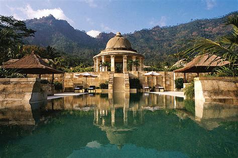 Amanjiwo - Borobudur, Indonesia - Exclusive 5 Star Luxury Resort