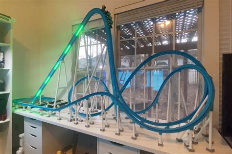 3D Printed Model Roller Coaster Accurately Simulates The Real Thing - TrendRadars