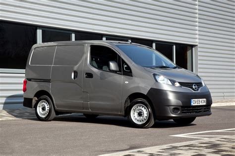 Nissan NV200 Review | heycar