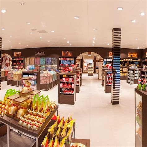 Lindt Chocolate Shop Kilchberg - 2021 All You Need to Know BEFORE You Go (with Photos) - Tripadvisor