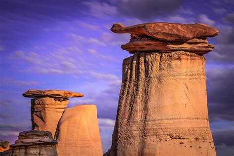 4 Awesome Things to do in the Canadian Badlands - Kevmrc