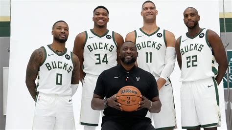 Milwaukee Bucks players react to firing of head coach Adrian Griffin