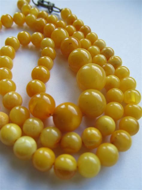 Vintage Butterscotch Baltic Amber Beads Necklace | Amber bead necklace, Amber jewelry, Amber beads